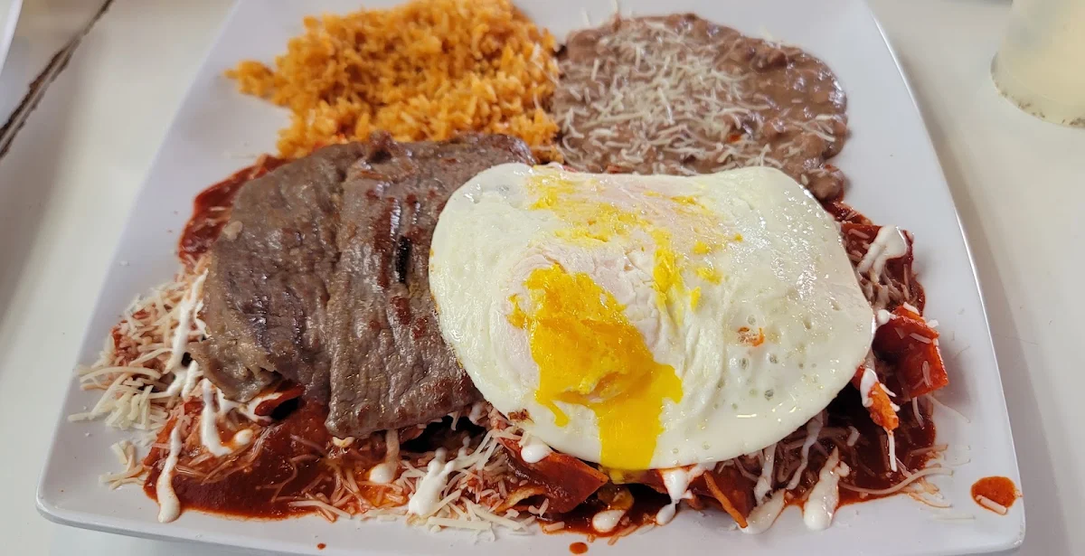 Chilaquiles Divorciados