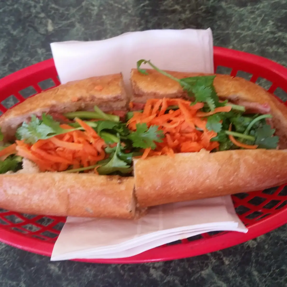 Banh MI Thap Cam