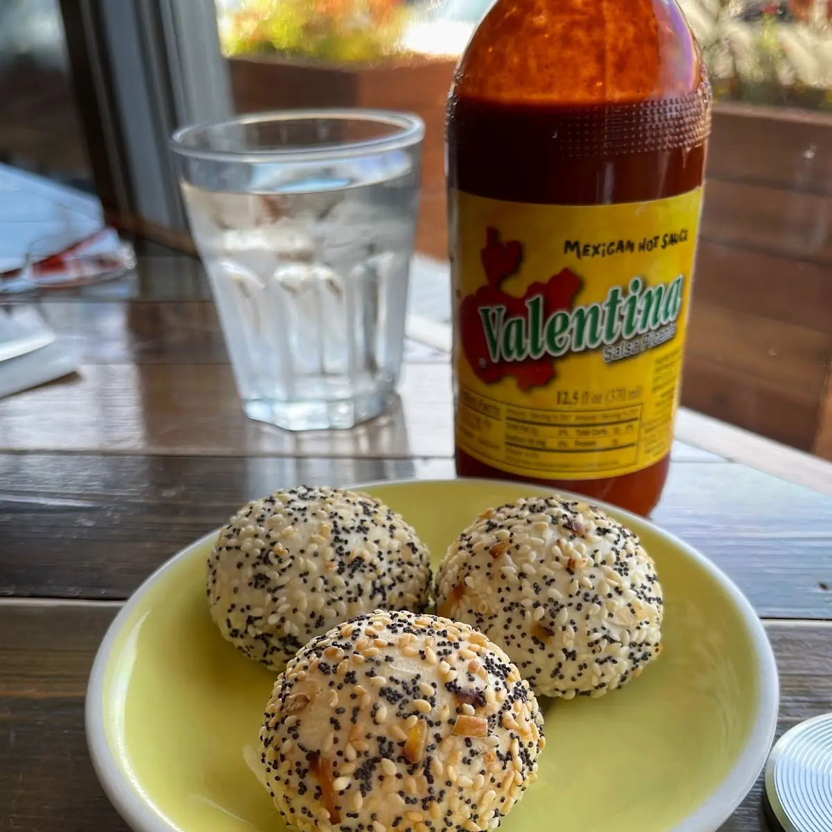 Bagel Dots