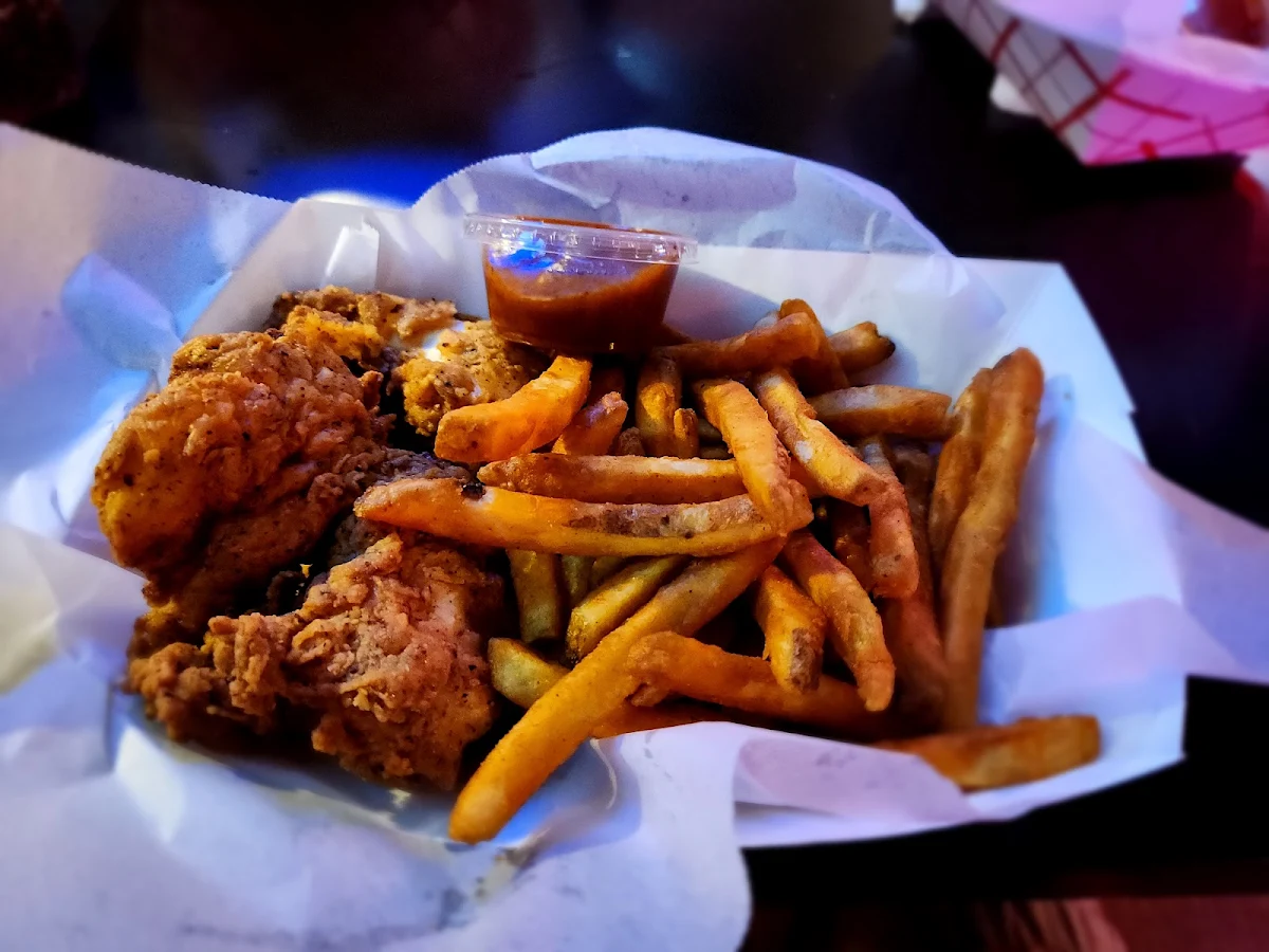 Chicken Strips & Fries
