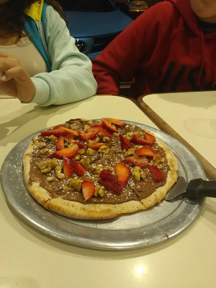 Nutella Pizza