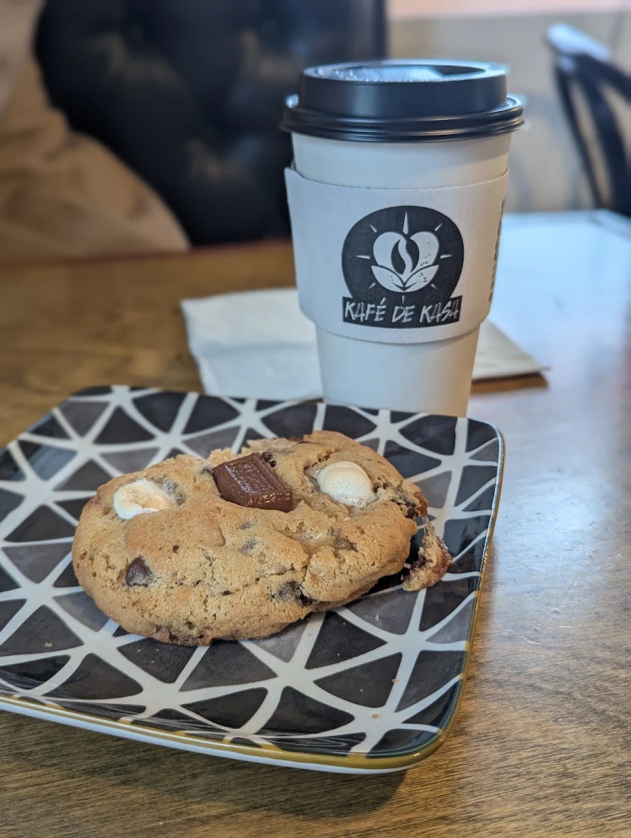 Chocolate Chip Cookie