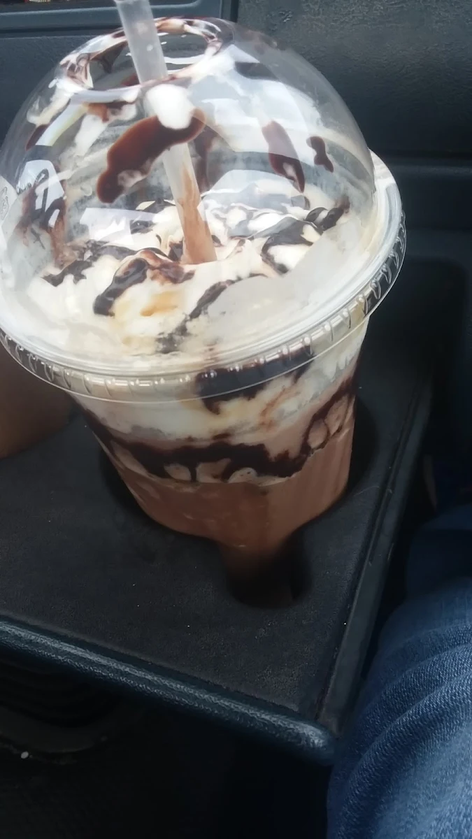 Vanilla Mocha Caramel Frappuccino