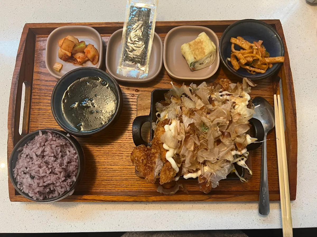 Okonomiyaki Katsu Tray