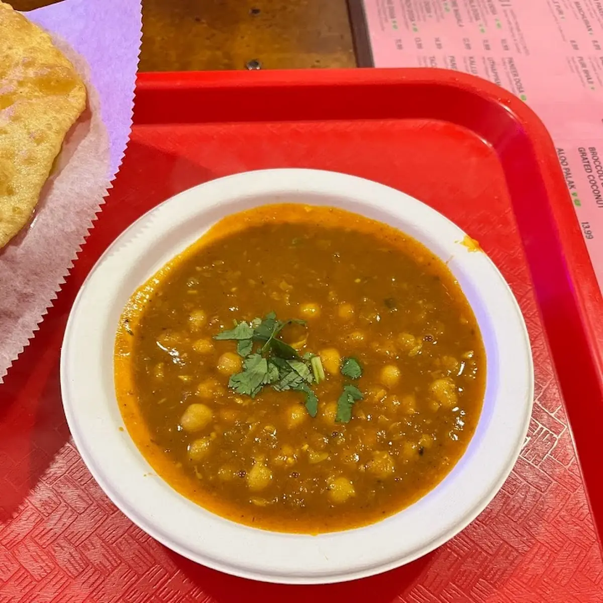 Chole Puri V