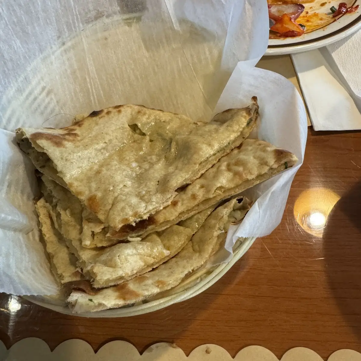 Cheesy Garlic Naan