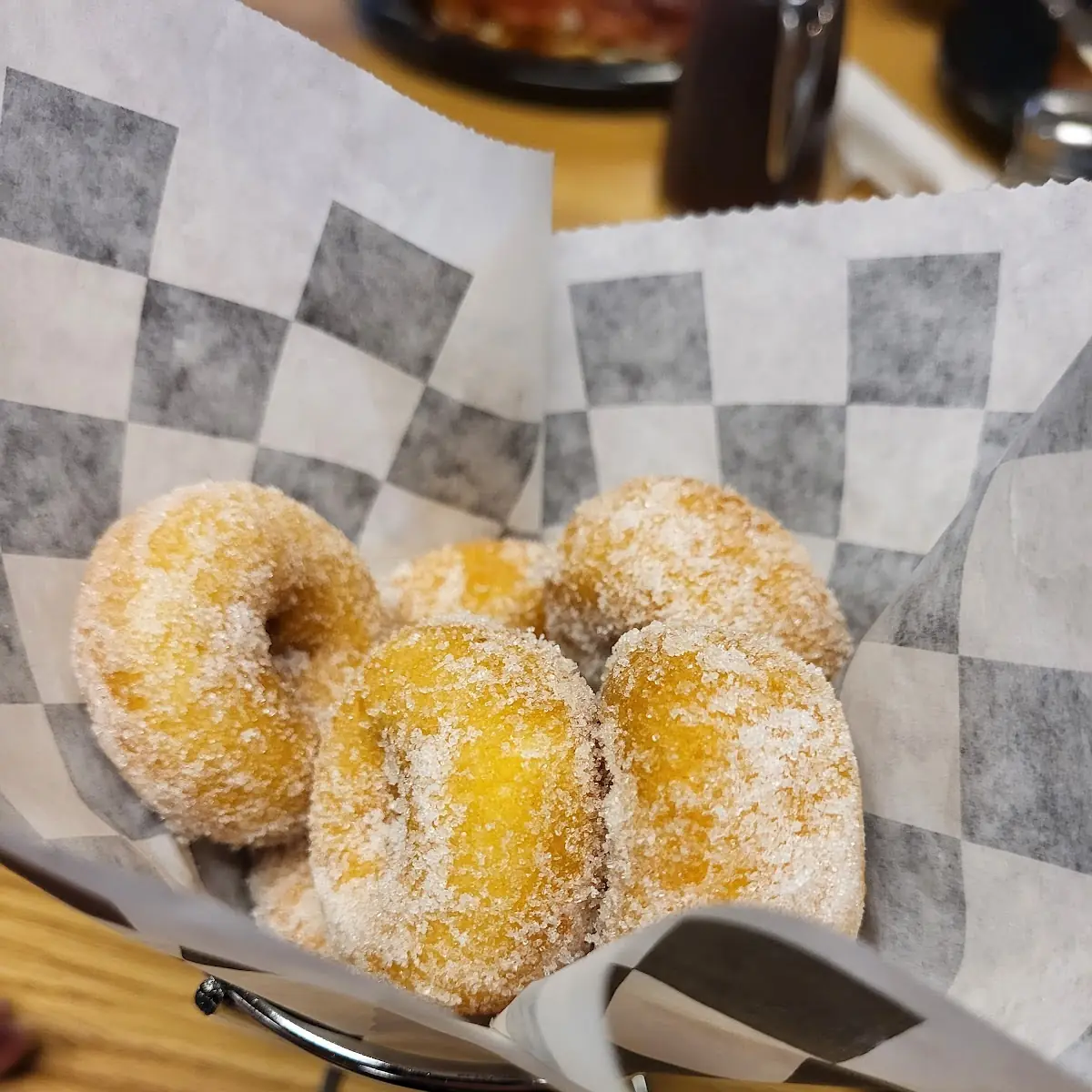Hot Mini Donuts