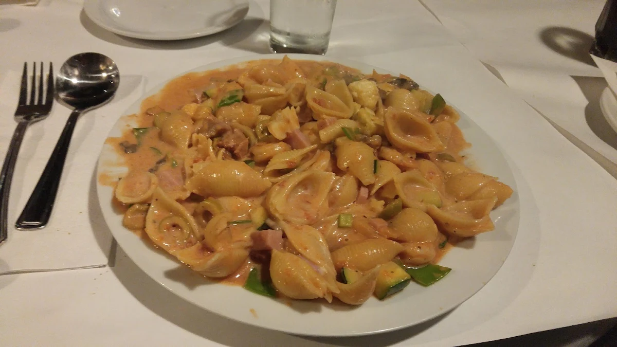 Pasta with Rosé Sauce