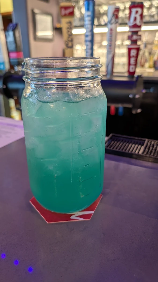 Highlights, TainTed Lounge