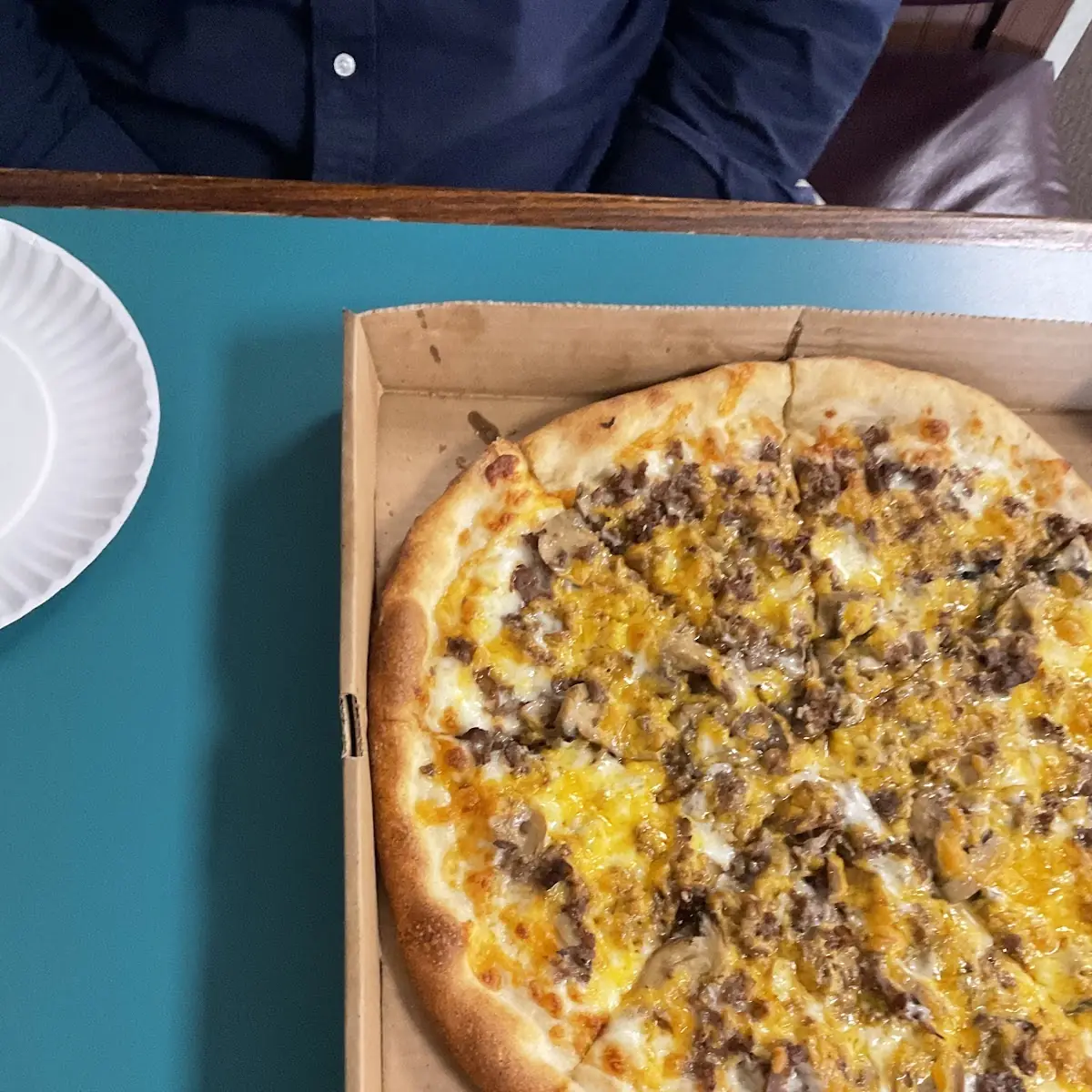 Crust Steak Mushroom Pizza
