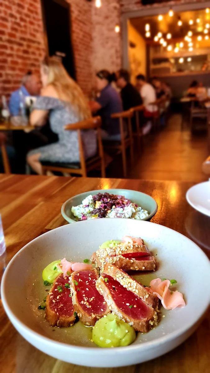 Tuna, Market Eating House