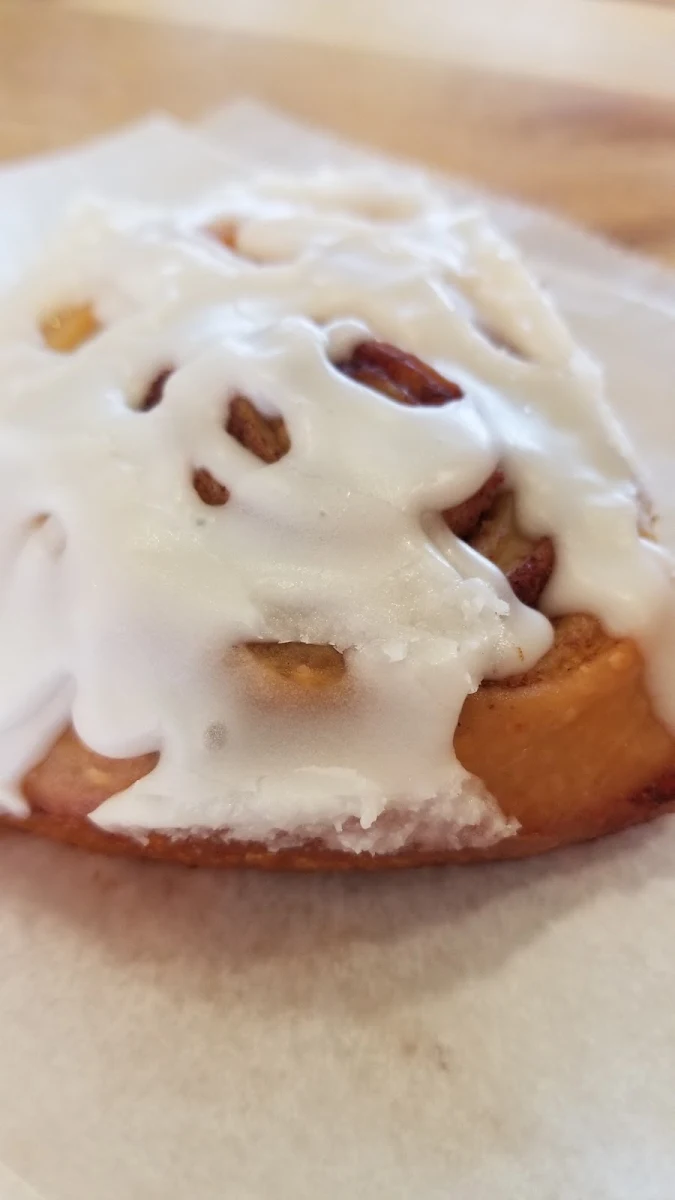 Cinnamon Roll Single