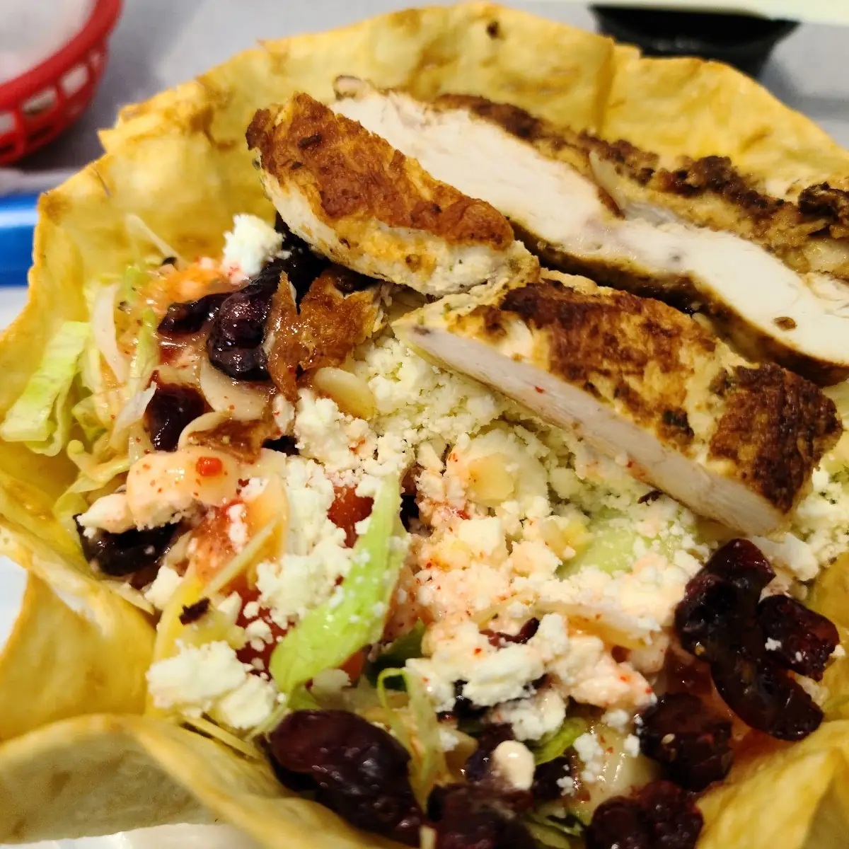 Greek Salad with Grill Chicken