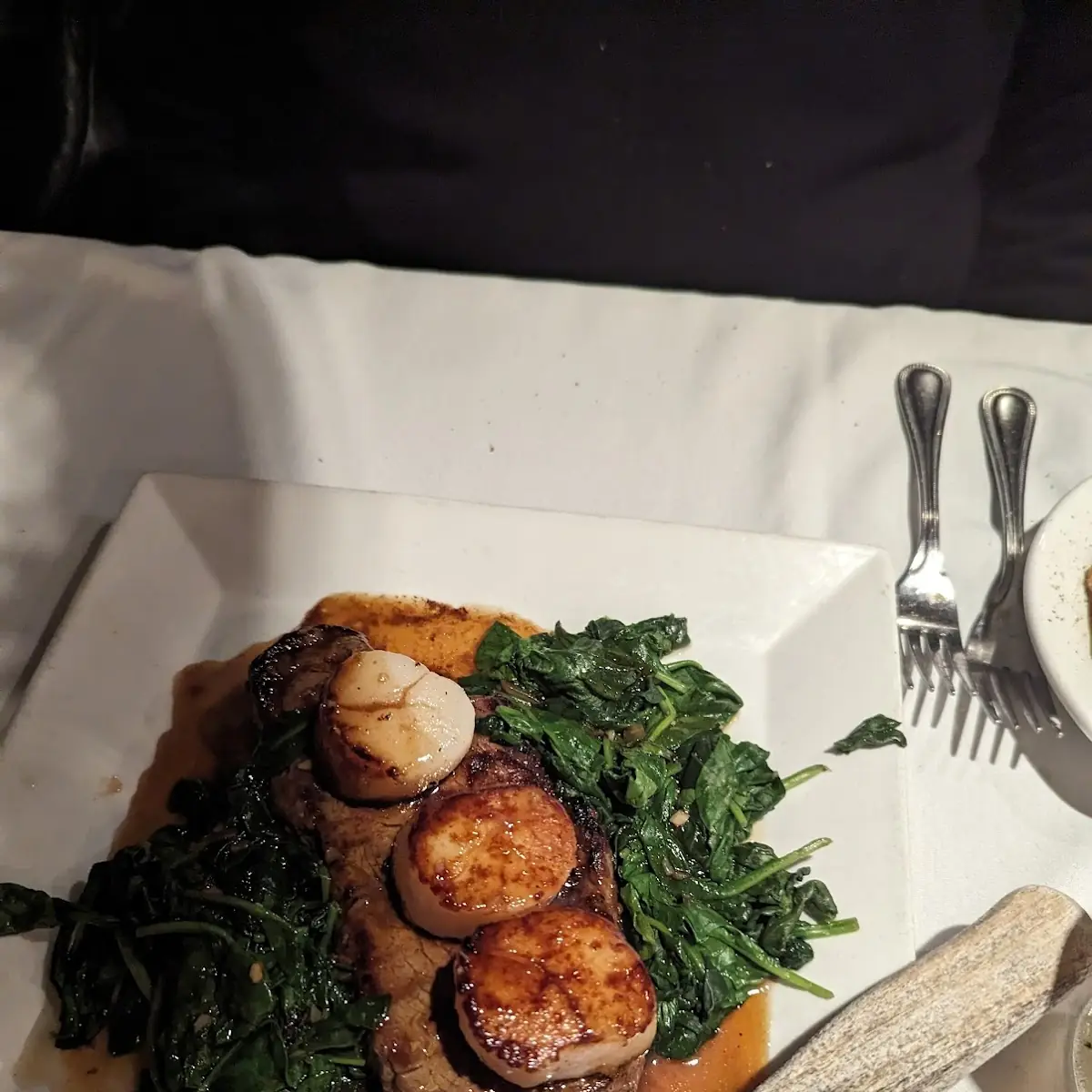 Pan Seared Sea Scallops Provencal
