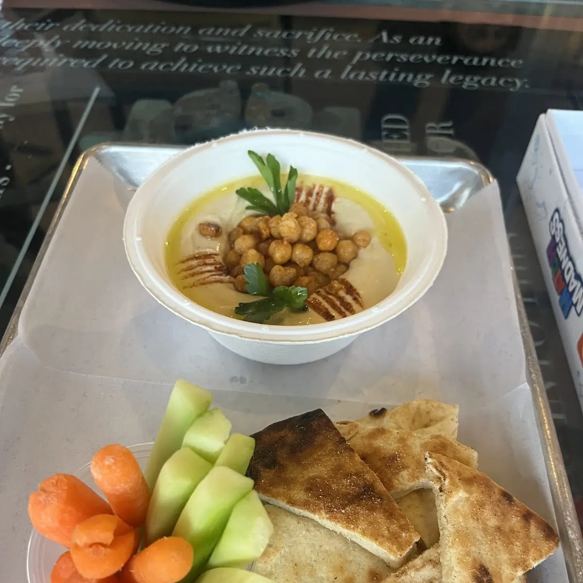 Hummus & Pita