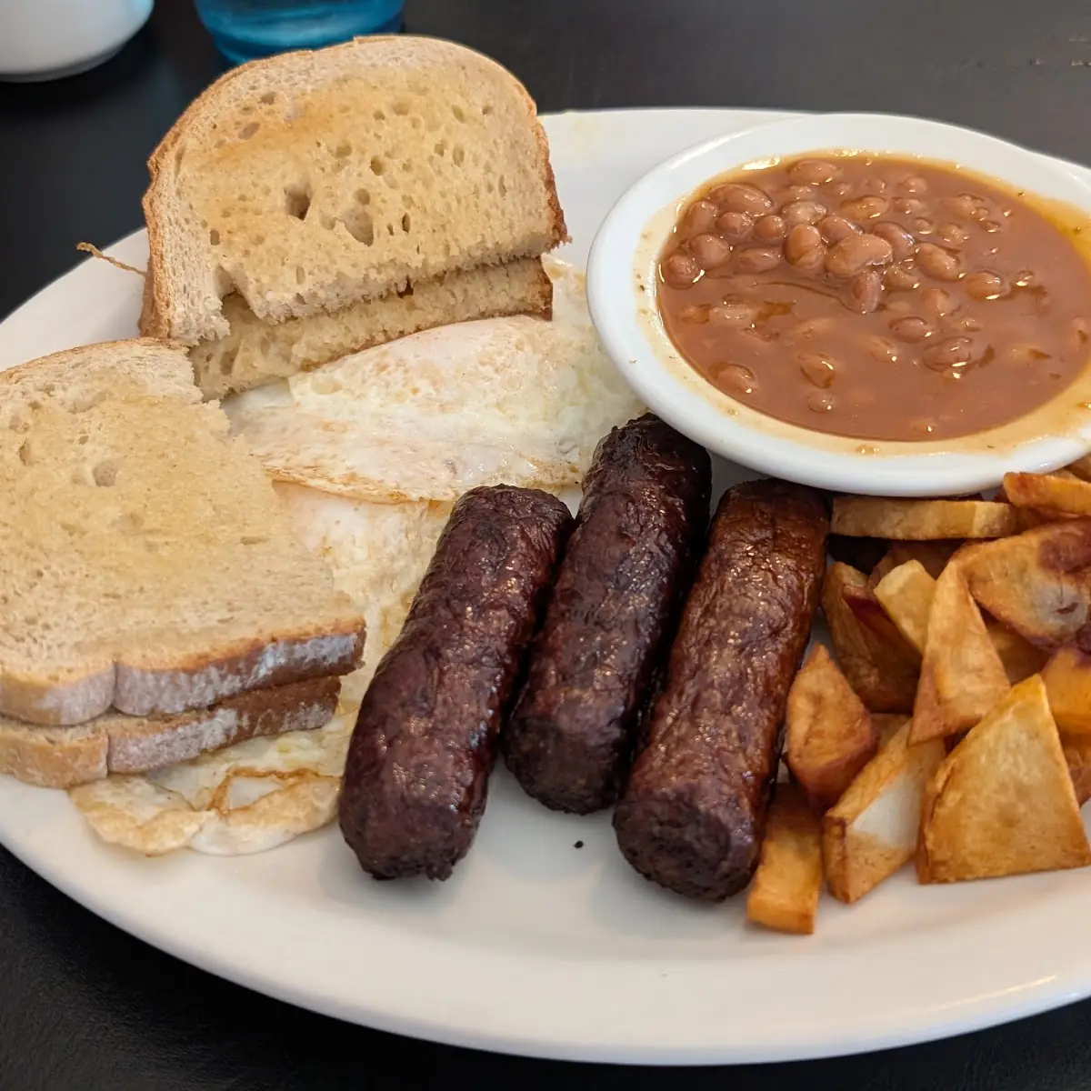 Highlights, Ma & Pa's Bar & Grill