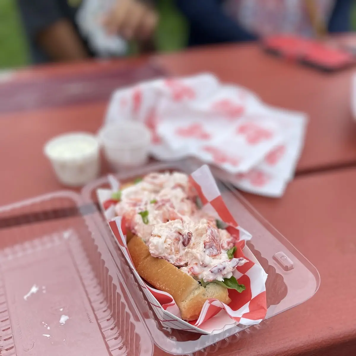 1 4 lb Lobster Roll