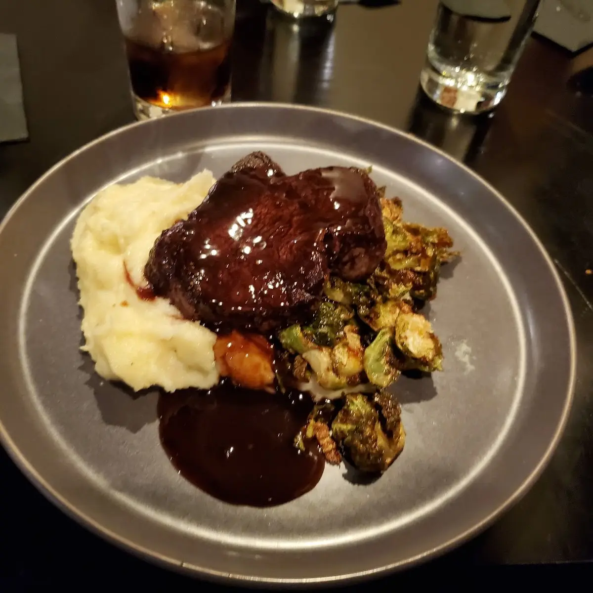 Steak w Mashed Potatoes