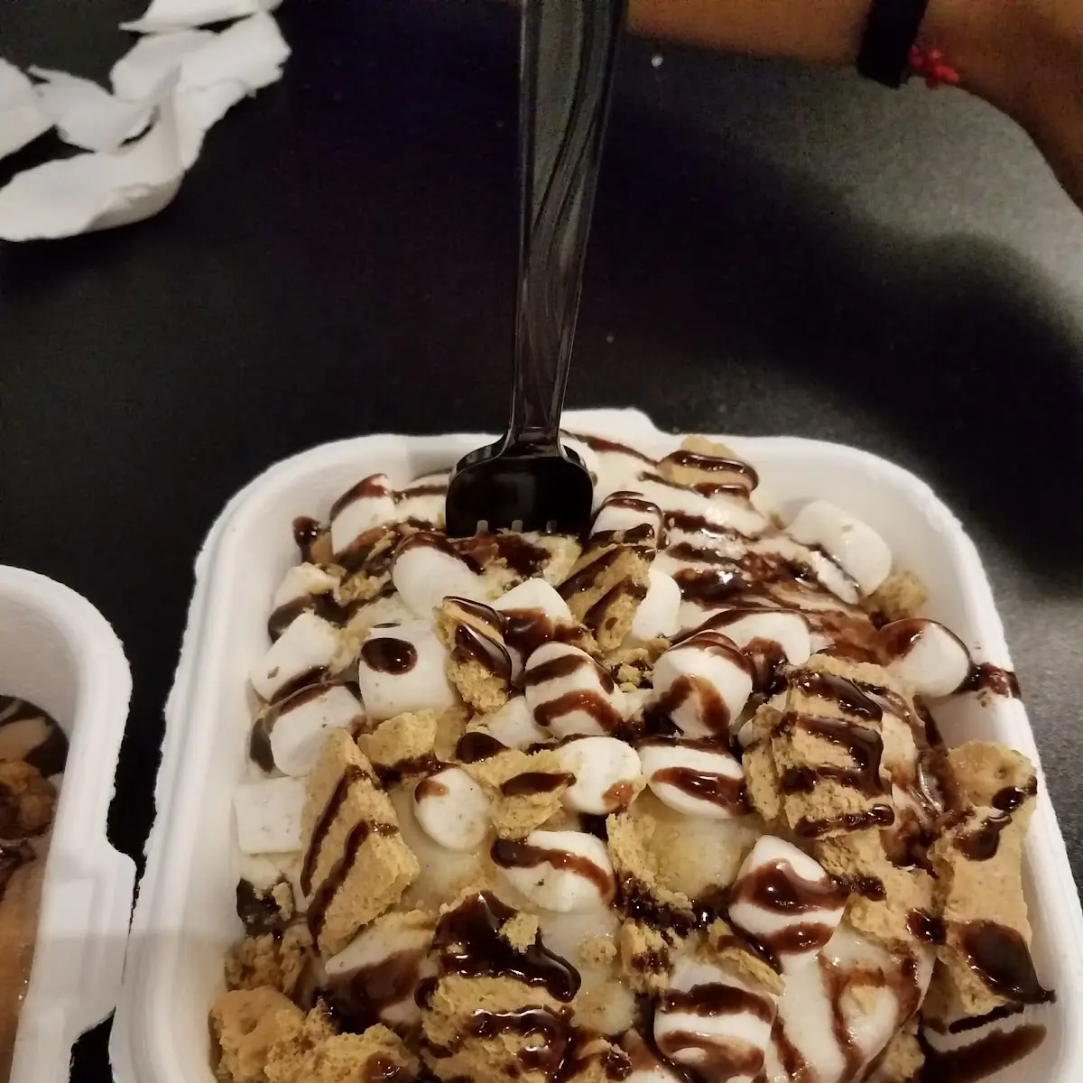 Cinnamon Rolls Smore