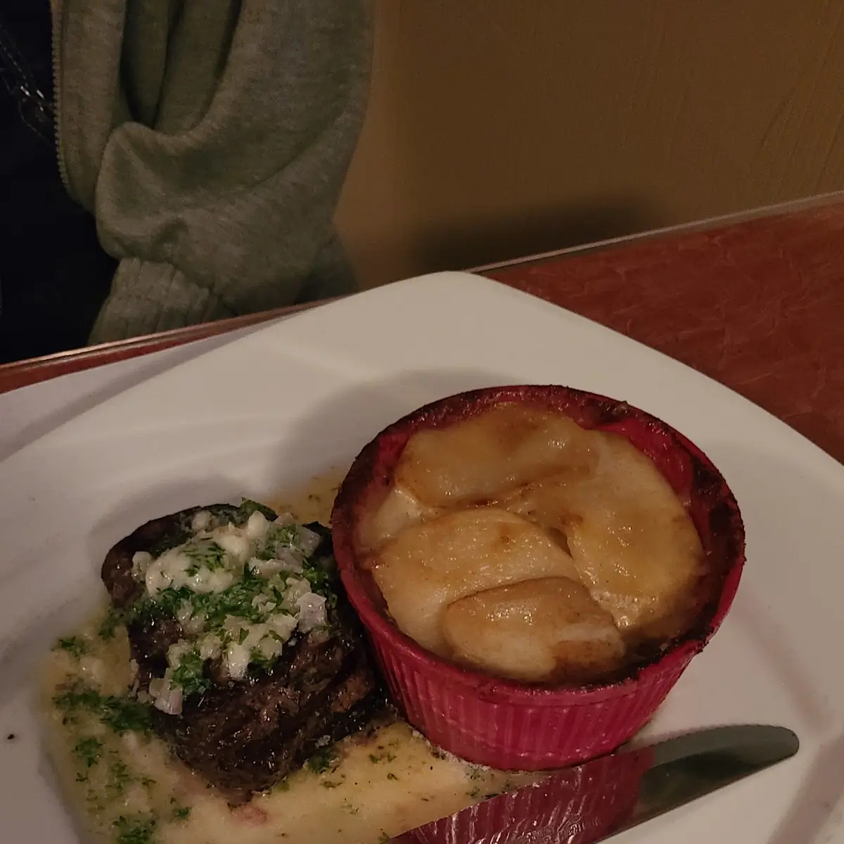 Filet Mignon with Scallop Potatos