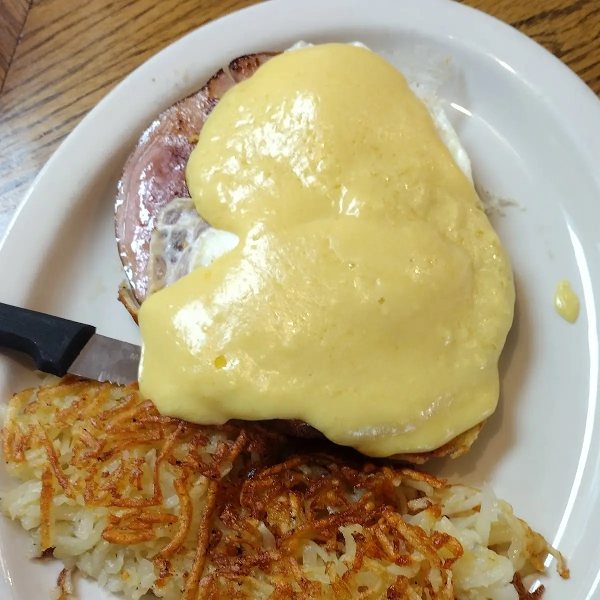 Eggs Benedict and Hash Browns