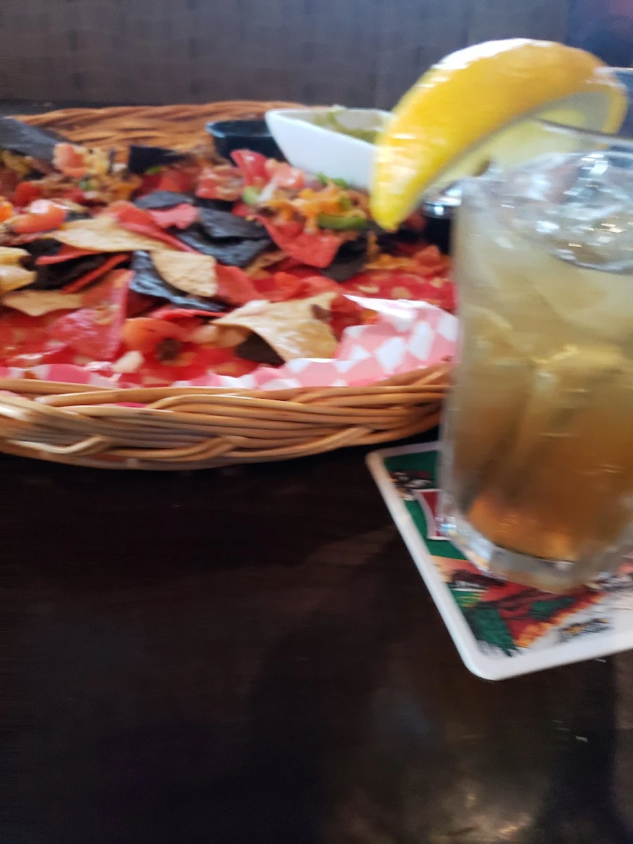 Long Island Ice Tea and Nachos