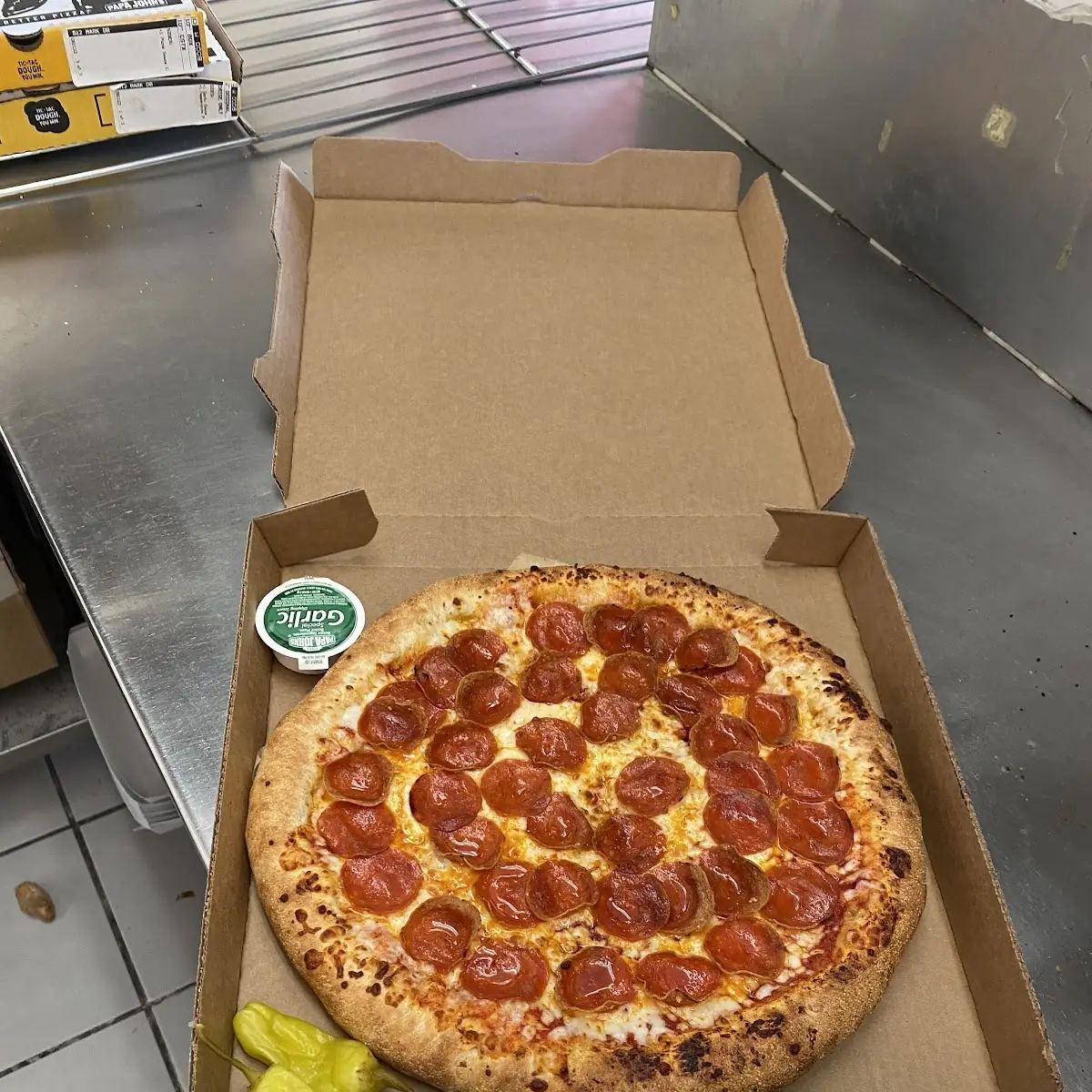Large Pepperoni Pizza