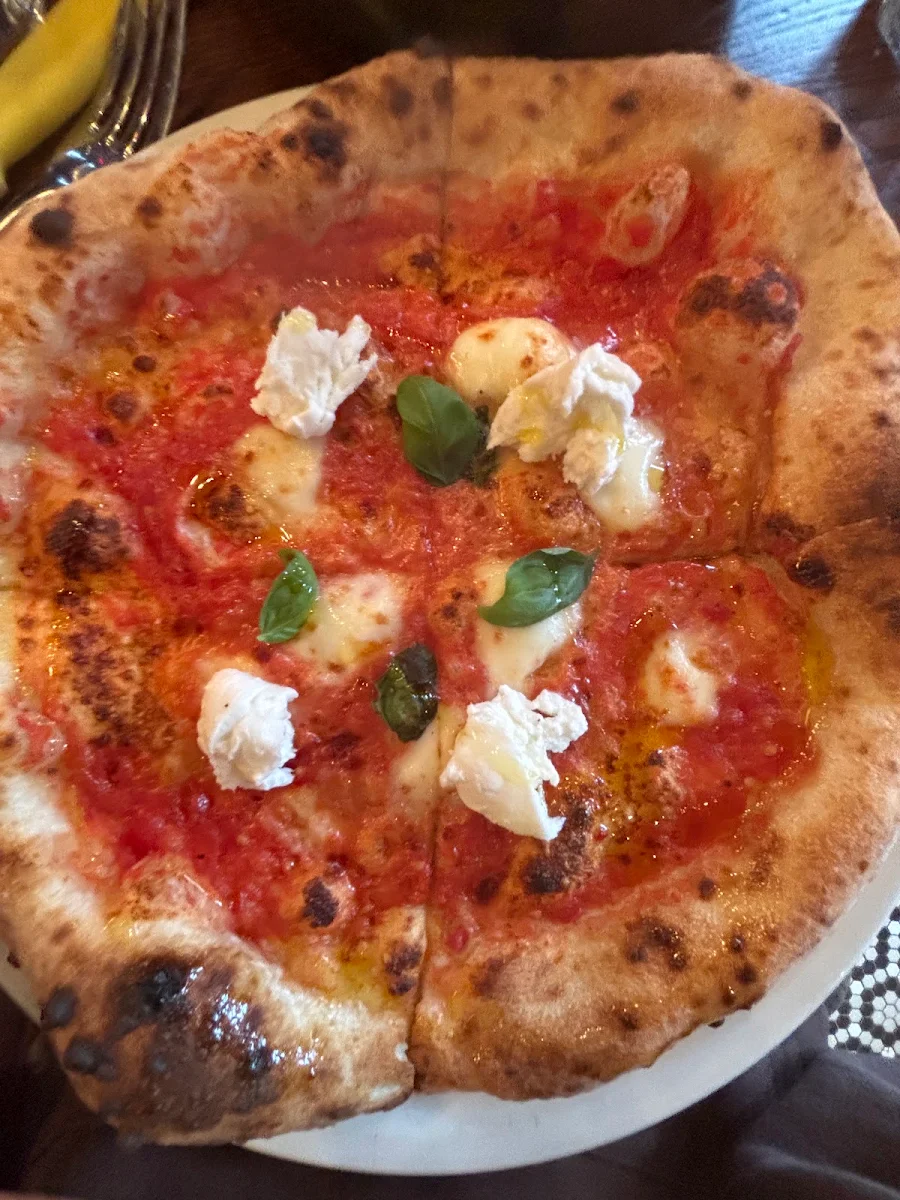 Margherita Margherita, Pizzéria NO.900