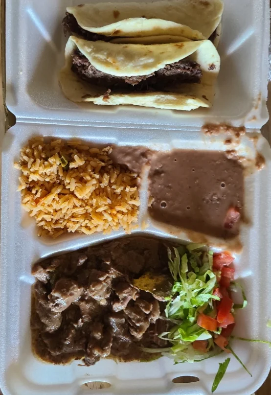 Carna Guisada & Barbacoa Taco