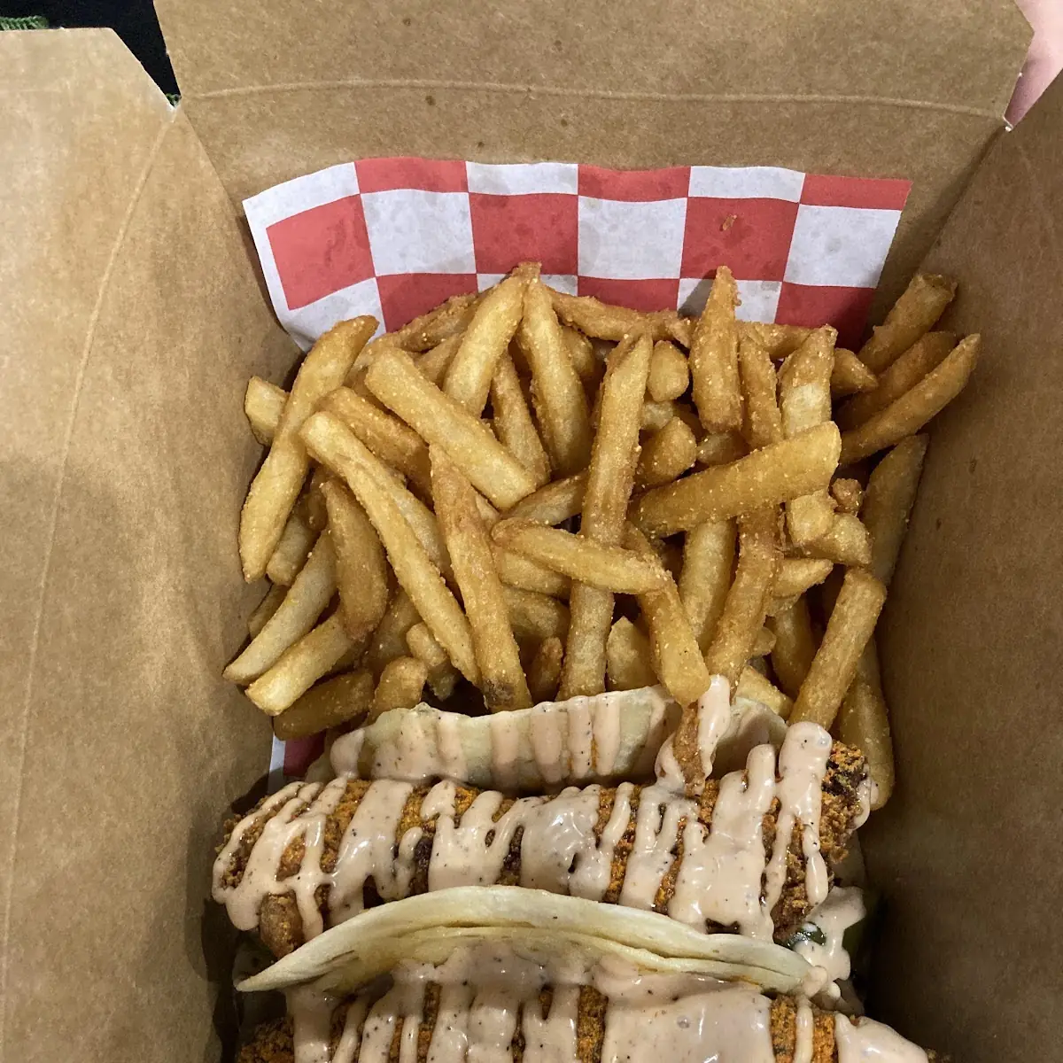 Chicken Tenders w Fries