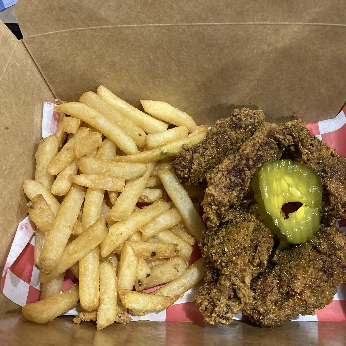 Lemon Pepper Wings w Fries Combo