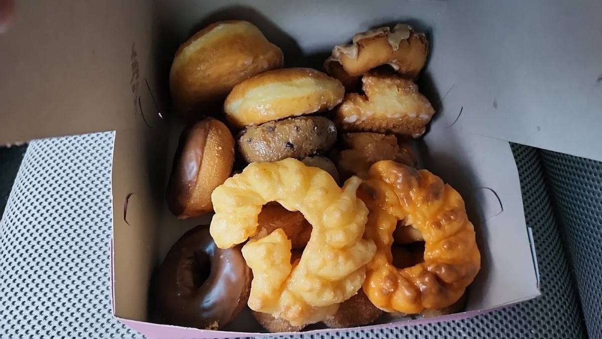 Dozen Donuts
