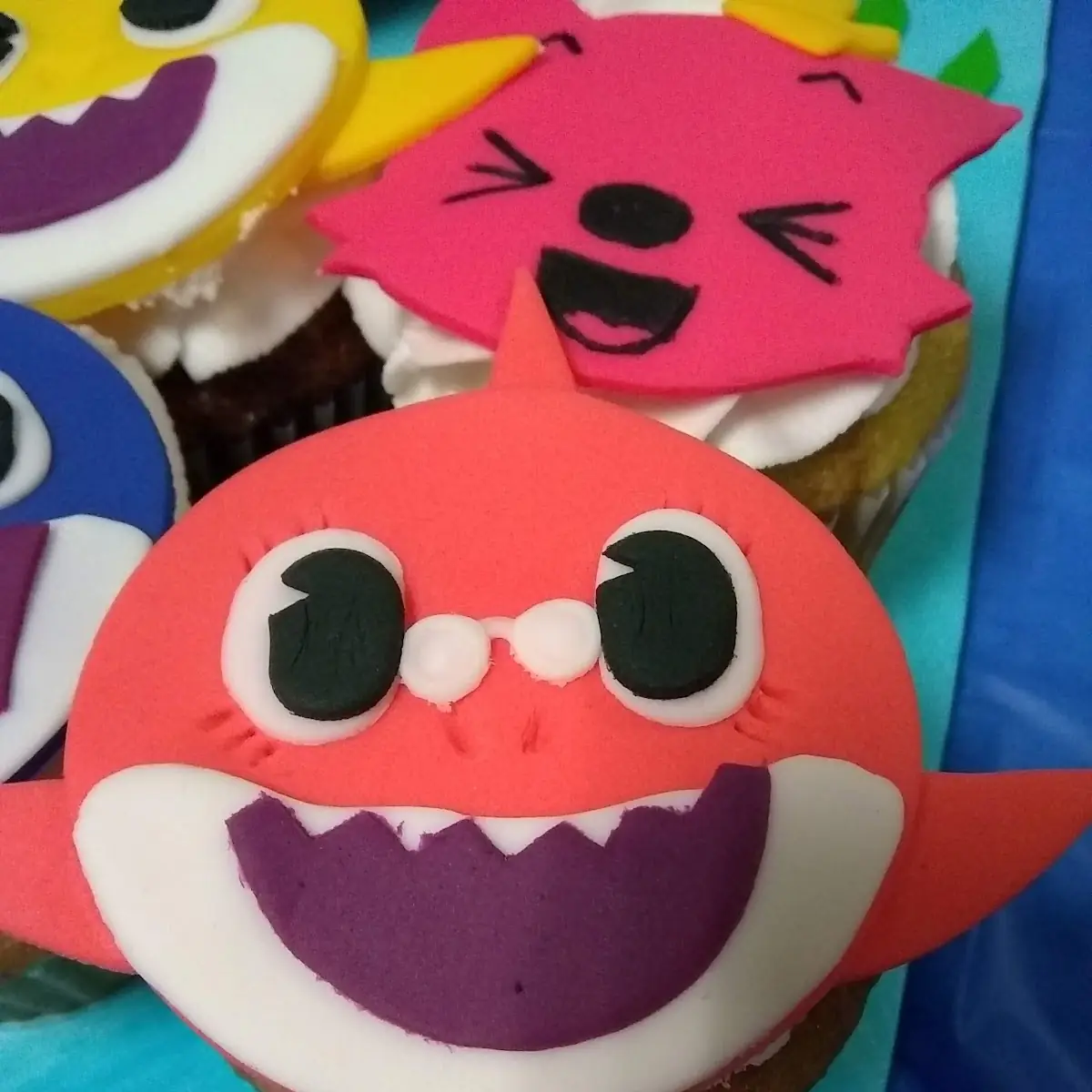 Baby Shark Cupcakes