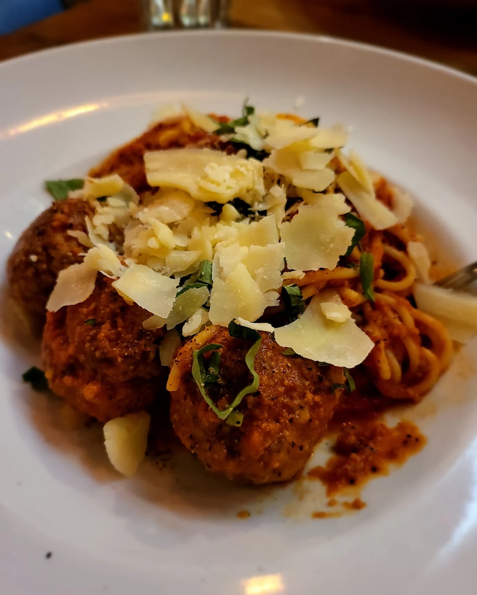 Spaghetti and Meatballs, Sapristi...bistro bar