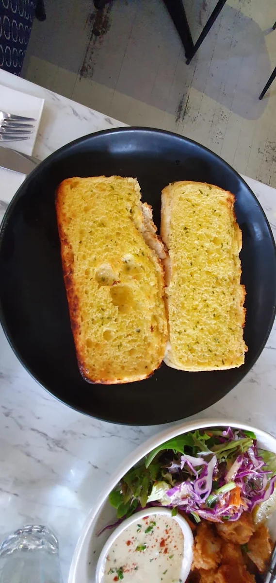 Garlic Bread, Lusso Italian Restaurant Rouse Hill