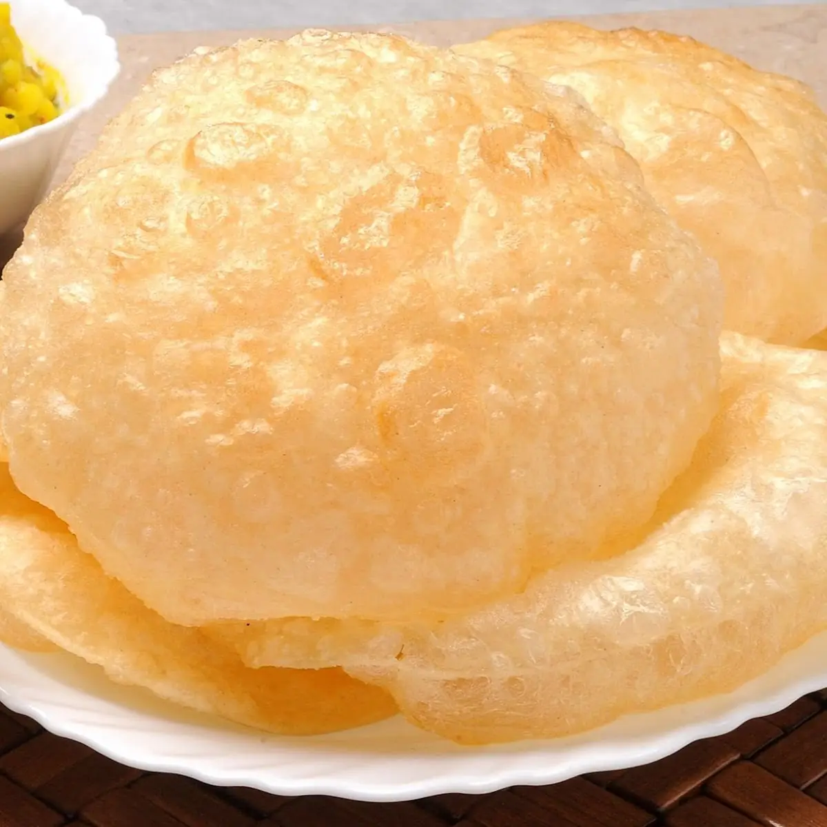 Halwa Puri 2 Puri with Chana