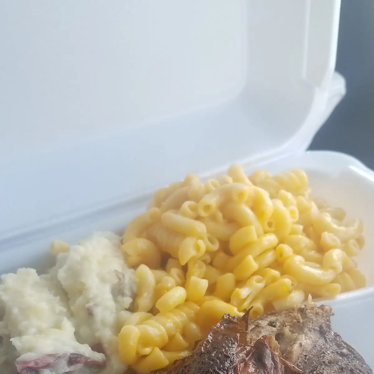 Pollo Chicken