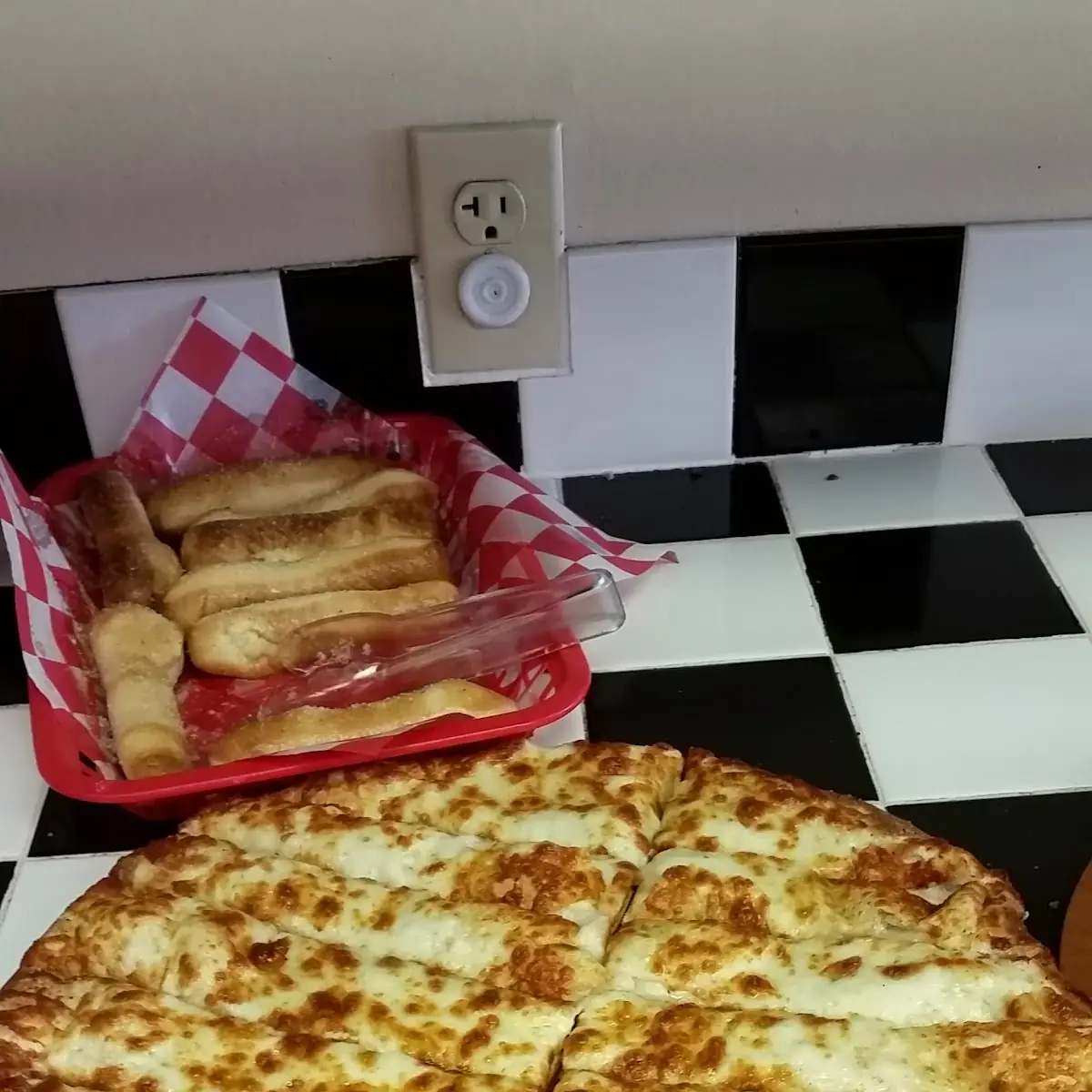 Cheese Pizza