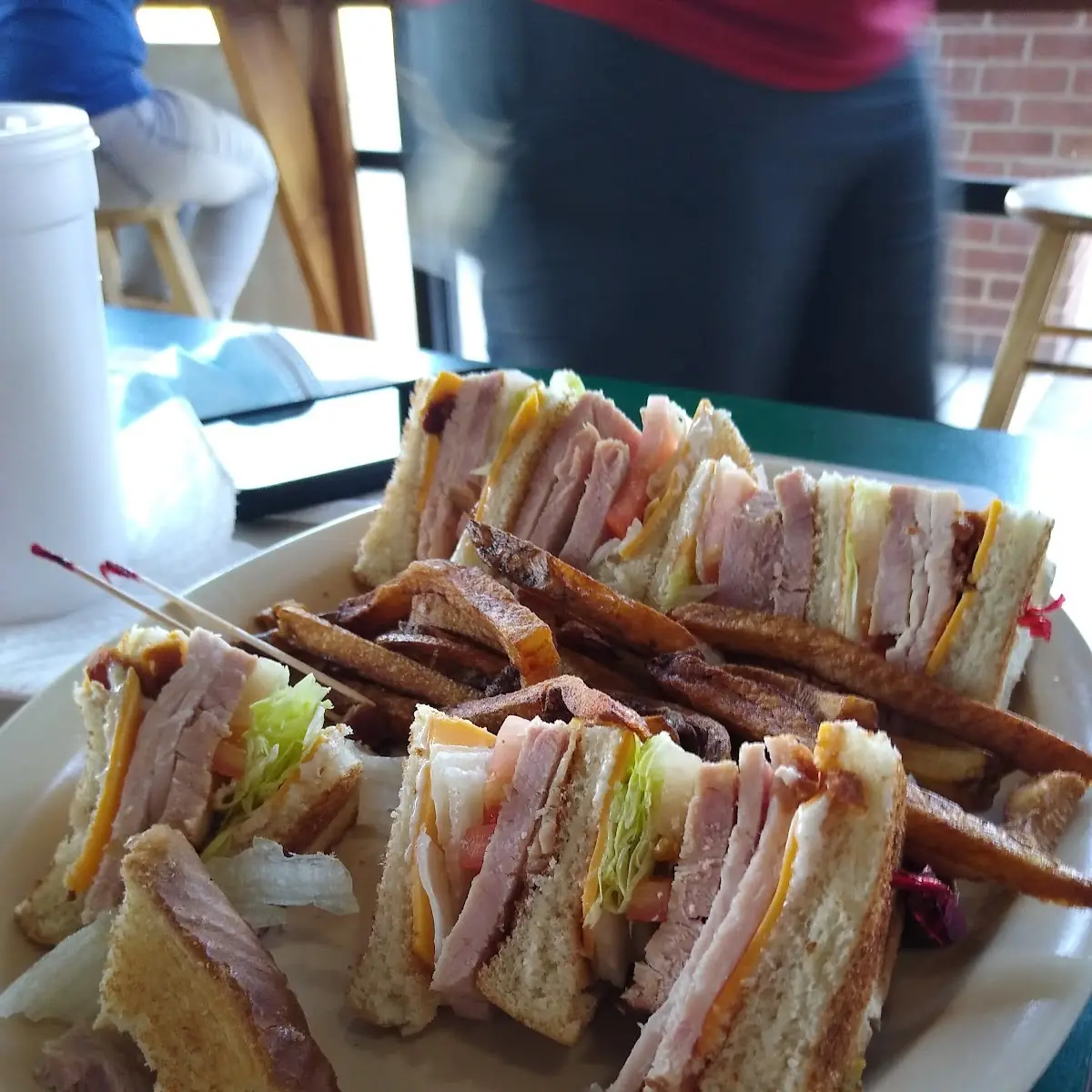 Club Sandwich & Fries