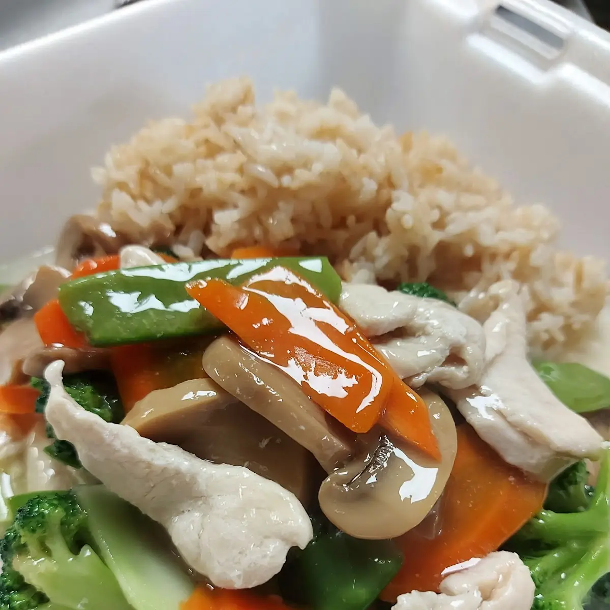 Moo Goo Gai Pan