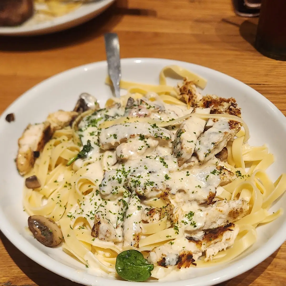 Grilled Chicken Alfredo with Mushroom