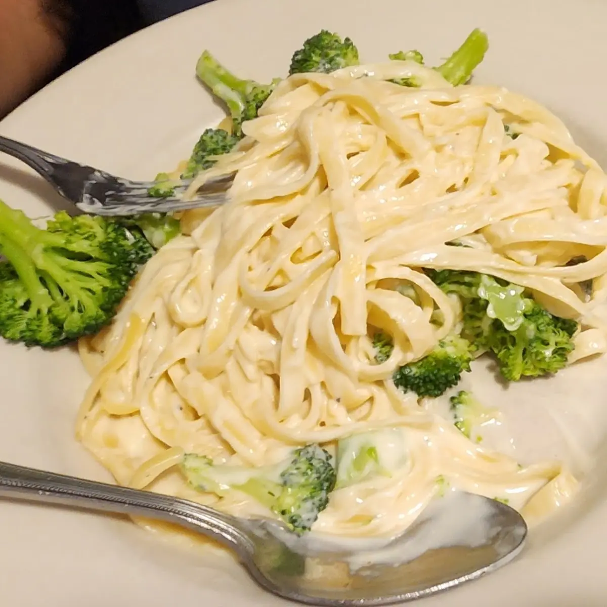 Chicken & Broccoli Alfredo