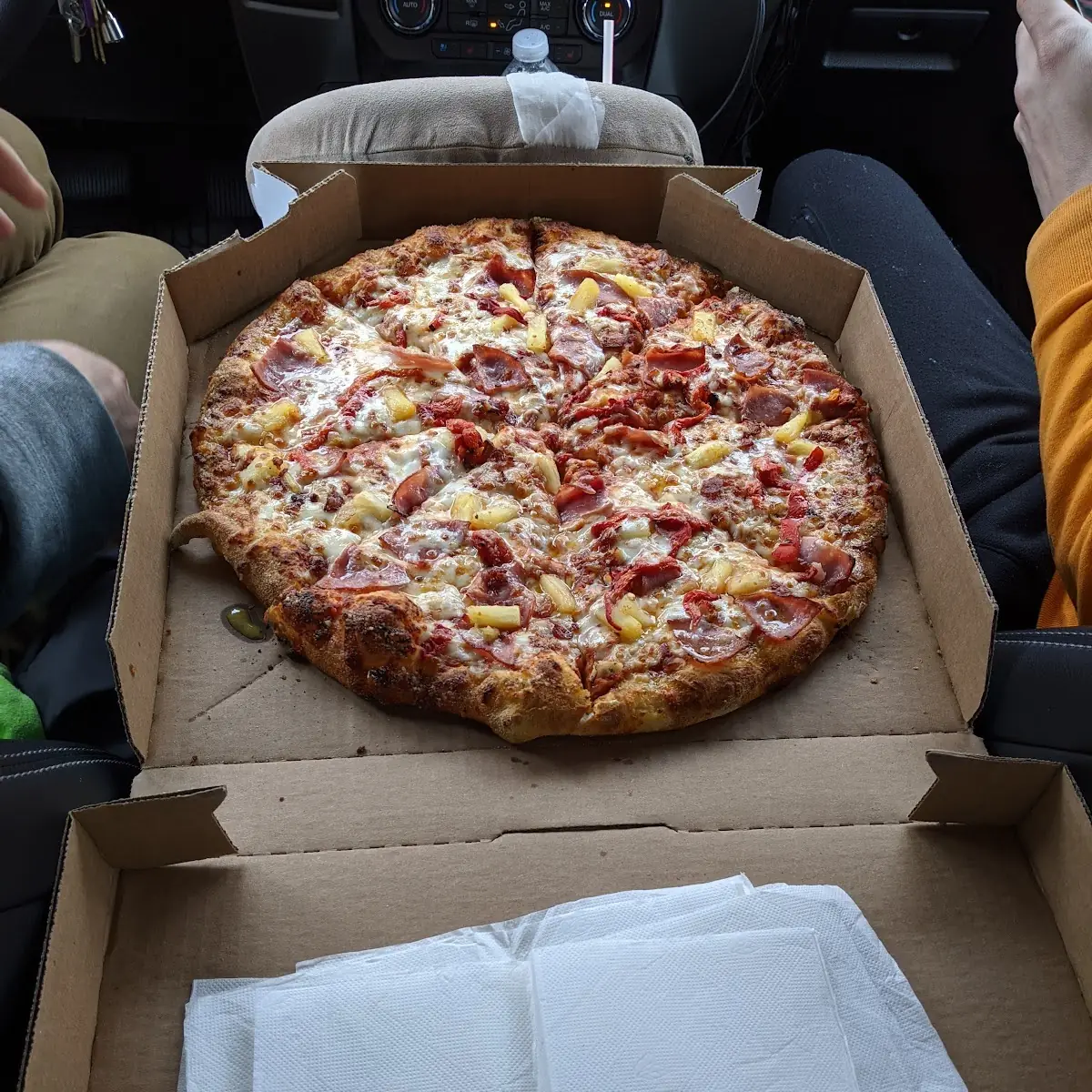 Honolulu Hawaiian Pizza