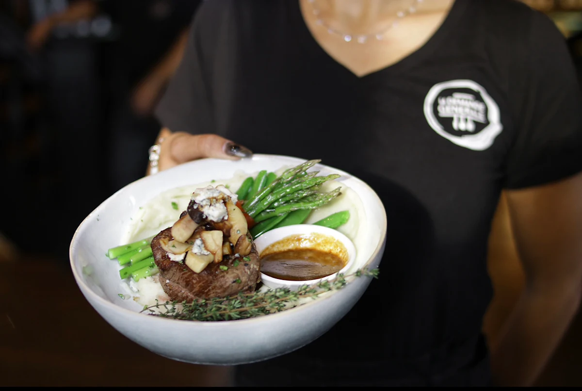Highlights, La Demande Générale Valleyfield Bistro & Buvette