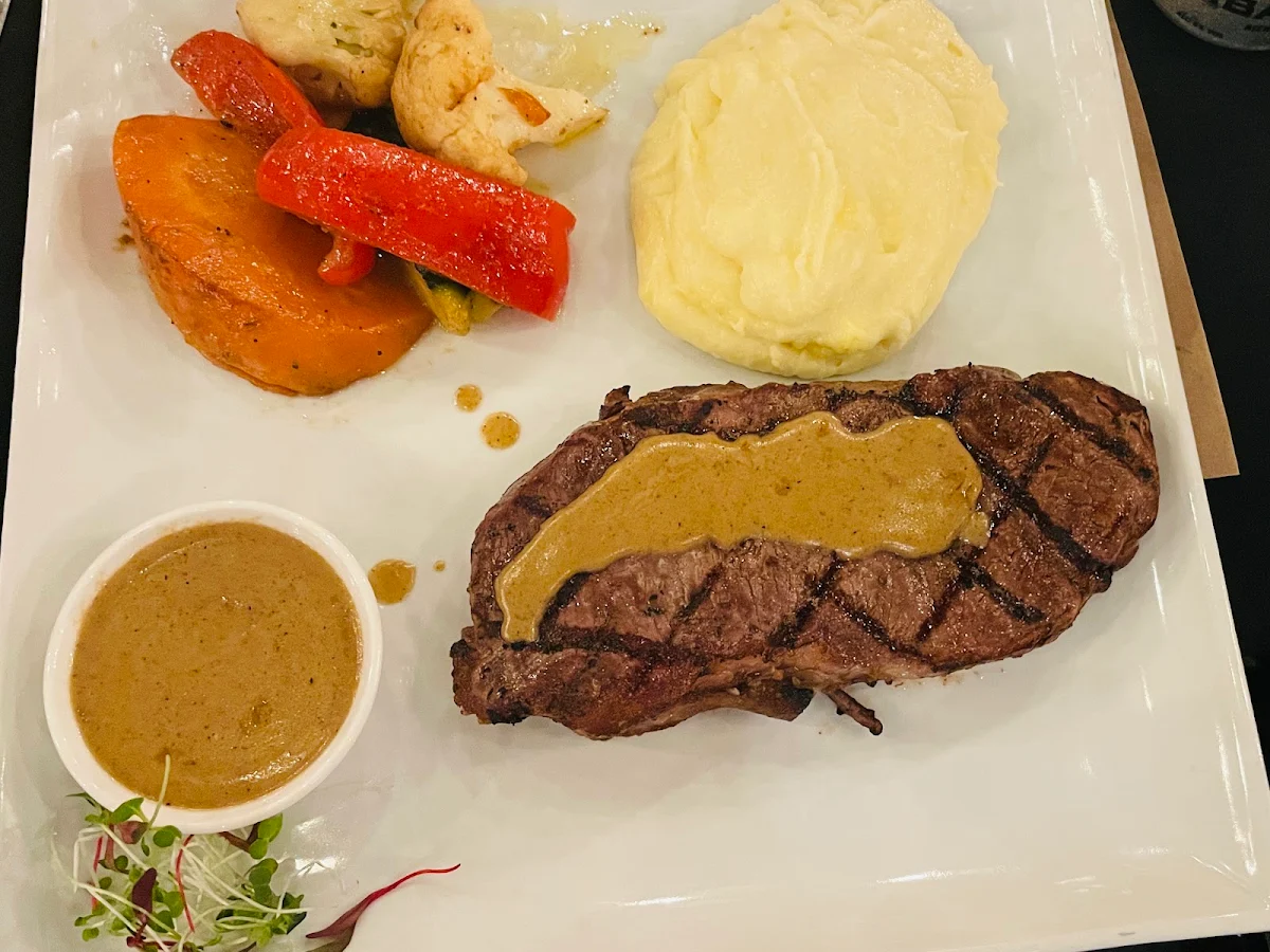 Highlights, La Demande Générale Valleyfield Bistro & Buvette