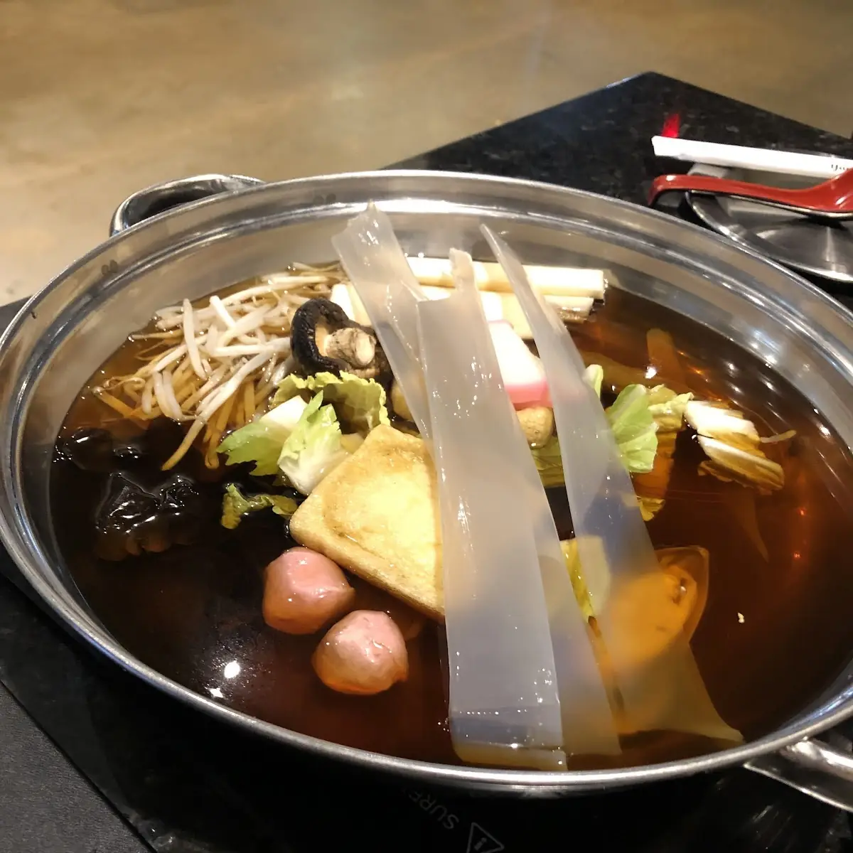 Hot Pot with Shrimp and Fish Cake