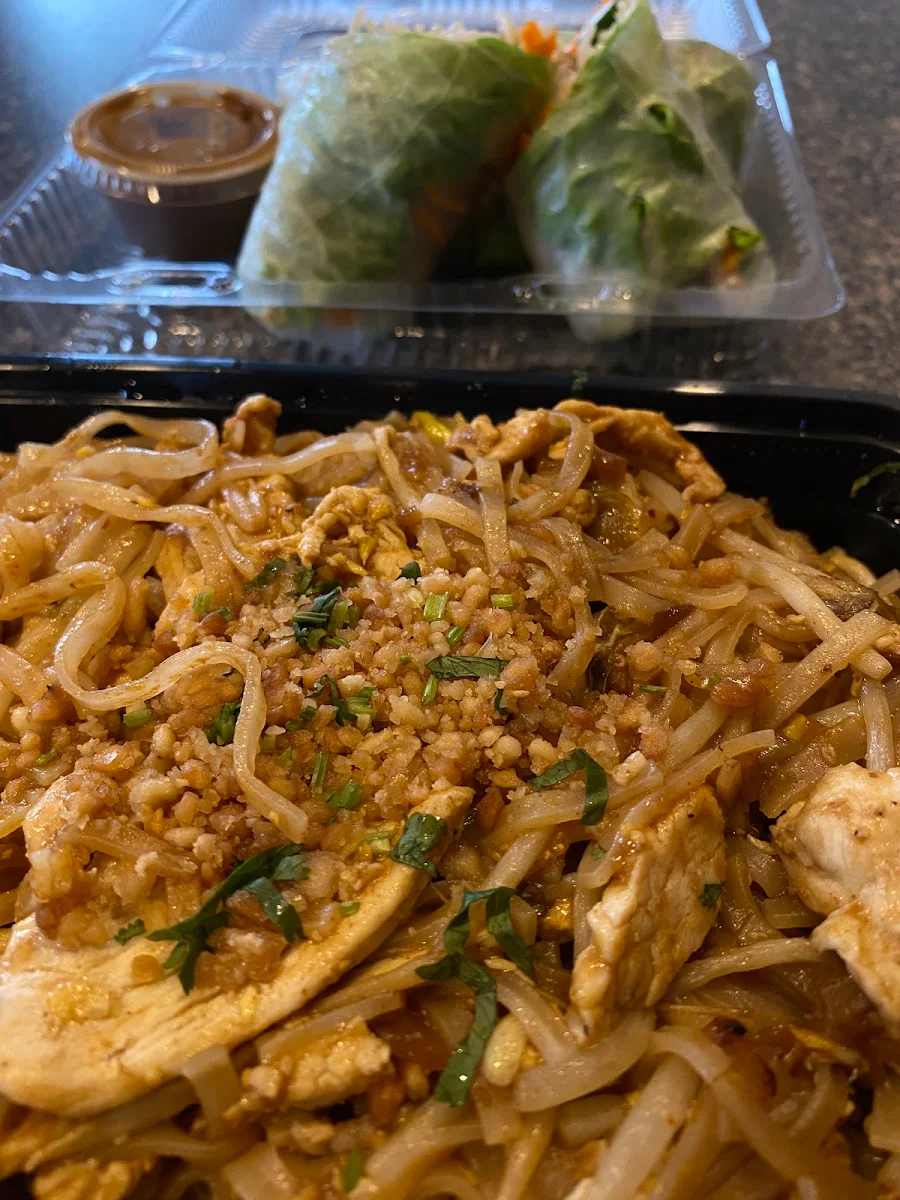 Pad Thai with Shrimp, Thai Bite