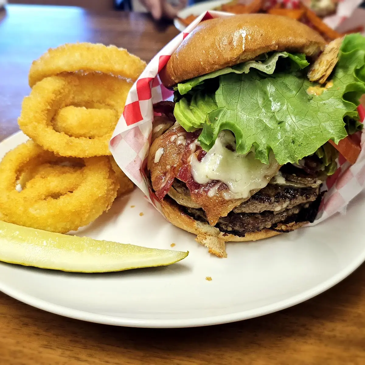 Agape's Super Burger