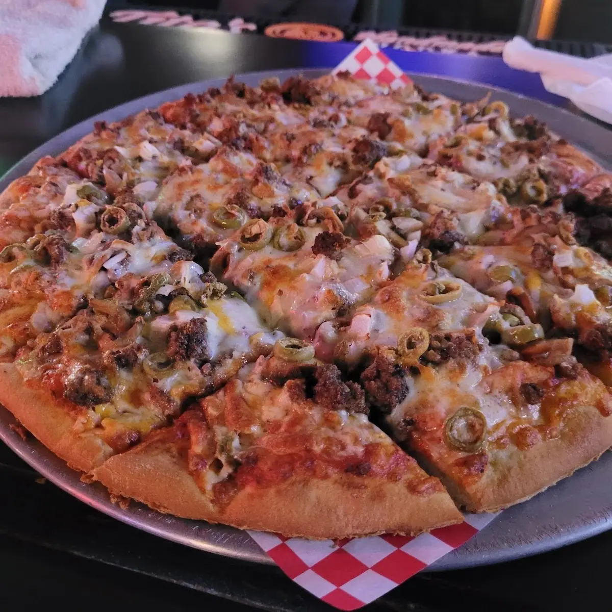 Signature House Pizza