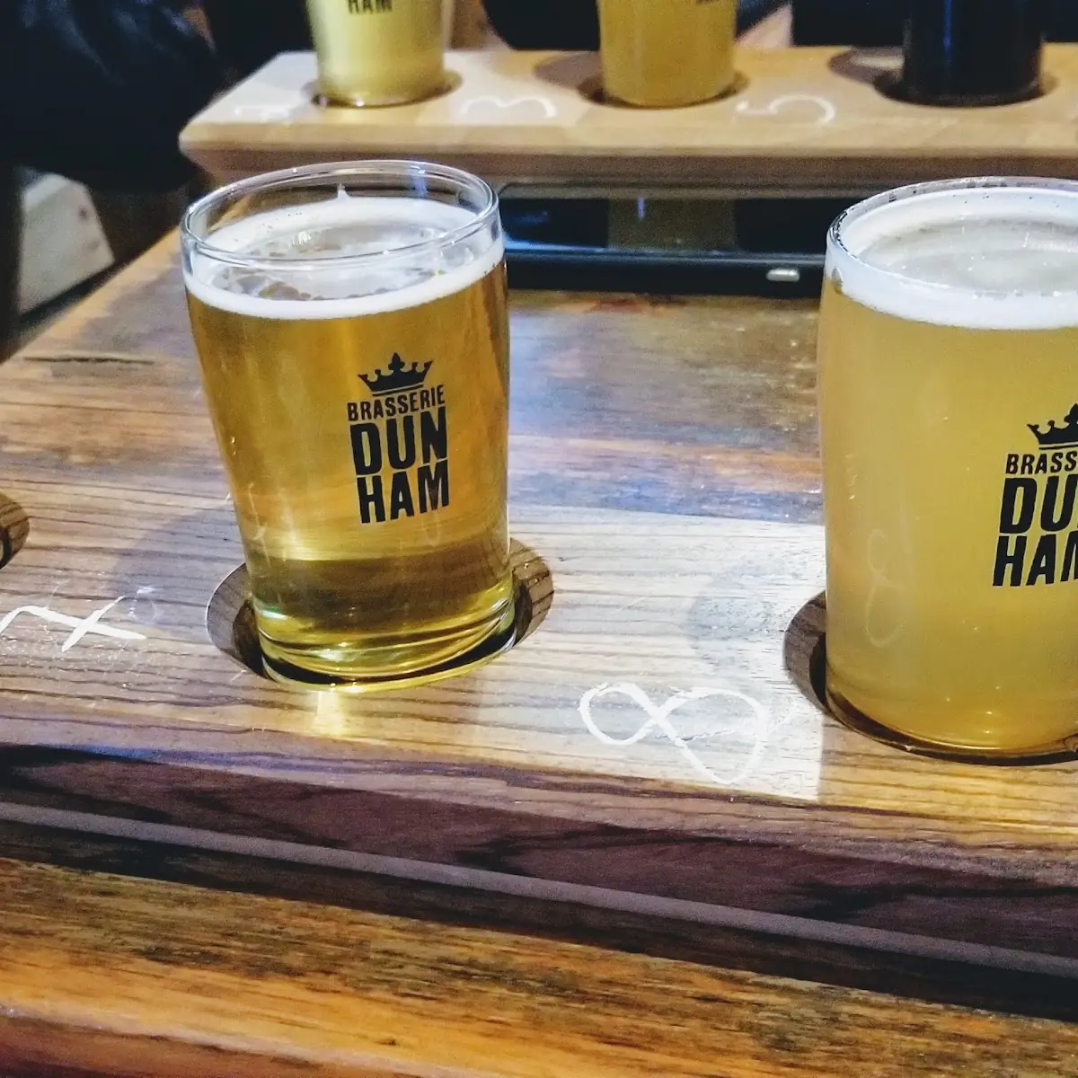 Bières Dégustations, Brasserie Dunham / Pub & Boutique